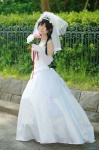 choker code_geass cosplay elbow_gloves genderswap gloves hazuki_kasei lelouch_lamperouge tiara veil wedding_gown rating:Safe score:0 user:nil!