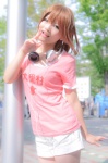 cosplay hair_clips headset hirasawa_yui k-on! shorts tagme_model tshirt rating:Safe score:0 user:xkaras