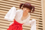 cosplay hakama_skirt hayase_ami kimono miko saki_(manga) twintails usuzumi_hatsumi rating:Safe score:0 user:pixymisa