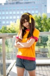 cosplay denim hairband hair_ribbons reia shorts suzumiya_haruhi suzumiya_haruhi_no_yuuutsu tshirt rating:Safe score:1 user:pixymisa