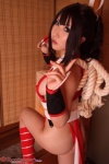 ass cosplay fan gauntlets hairbow kimono king_of_fighters kunoichi panties saku shiranui_mai sideboob thong rating:Safe score:1 user:nil!