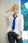 blonde_hair cosplay crossplay dress_shirt hatomune headset kagamine_len tie trousers vocaloid world_is_mine_(vocaloid) rating:Safe score:0 user:nil!