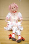 blouse choker cosplay gloves hairbows kaname_madoka kei kneehighs miniskirt pink_hair puella_magi_madoka_magica skirt twintails rating:Safe score:0 user:nil!