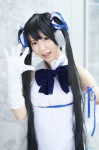 aya_(vi) cosplay dress dungeon_ni_deai_wo_motomeru_no_wa_machigatteiru_darou_ka elbow_gloves gloves hair_ribbons hestia_(danmachi) twintails rating:Safe score:1 user:nil!
