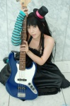 aiba_ai akiyama_mio bass cosplay dress elbow_gloves gloves k-on! pantyhose top_hat rating:Safe score:1 user:nil!