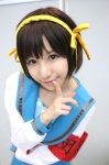 armband cosplay hair_ribbons headband kayou sailor_uniform school_uniform suzumiya_haruhi suzumiya_haruhi_no_yuuutsu rating:Safe score:0 user:Log