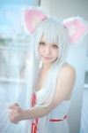 animal_ears bakemonogatari cat_ears cosplay dress hanekawa_black hanekawa_tsubasa sayu white_hair rating:Safe score:0 user:nil!