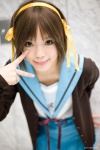 cosplay hairband hair_ribbons kipi suzumiya_haruhi suzumiya_haruhi_no_yuuutsu sweater rating:Safe score:0 user:darkgray
