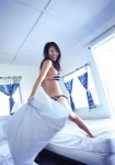 bed bikini marilyn2004 shimomura_mari side-tie_bikini striped swimsuit rating:Safe score:1 user:nil!