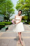 bouquet dress high_heels jeong_ju-mi necklace rating:Safe score:0 user:mock