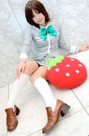 cosplay ichigo_100 kipi pantyhose school_uniform socks sotomura_misuzu strawberry_pillow rating:Safe score:0 user:darkgray