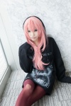 blue_eyes cosplay hoodie megurine_luka pantyhose pink_hair red_legwear tatsuki_(ii) vocaloid rating:Safe score:1 user:pixymisa