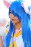 animal_ears blue_hair cat_ears cosplay croptop ikkitousen itsuki_akira kanu_unchou paw_gloves sailor_uniform scarf school_uniform rating:Safe score:0 user:pixymisa