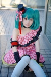 armband blouse bow choker cosplay elbow_gloves fingerless_gloves garters gloves green_hair kujyou_konegi macross macross_frontier miniskirt petticoat ranka_lee red_eyes skirt thighhighs top_hat twintails rating:Safe score:0 user:pixymisa