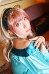 bed blouse cosplay hairband macross macross_frontier multi-colored_hair sachi_budou sheryl_nome sunglasses rating:Safe score:0 user:nil!