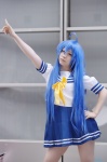 ahoge blue_hair cosplay izumi_konata lucky_star mamitan pleated_skirt sailor_uniform school_uniform skirt rating:Safe score:0 user:nil!