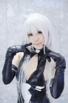 aisaki_mimi black_heart bodysuit cosplay elbow_gloves gloves hyperdimension_neptunia noire silver_hair rating:Safe score:0 user:nil!