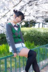 amaguri_irufu blouse bowtie denim double_bun hair_buns shorts sweater thighhighs rating:Safe score:4 user:pixymisa