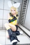 blonde_hair cosplay default_costume duplicate headset kagamine_rin mizuno_shiro vocaloid rating:Safe score:1 user:Log