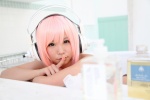 cosplay headphones itsuki_akira nitro_super_sonic pink_hair super_akira super_soniko rating:Safe score:1 user:nil!