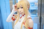 asuna_(sao) blonde_hair blouse cosplay rinrinko sword_art_online rating:Safe score:0 user:pixymisa
