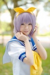 cosplay hairbow hiiragi_tsukasa lucky_star saeki_sae sailor_uniform school_uniform rating:Safe score:0 user:nil!