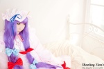 bed cosplay dress hat patchouli_knowledge purple_hair robe saku sweet_garden touhou rating:Safe score:0 user:nil!