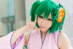 cosplay detached_sleeves flower green_hair kimono macross macross_frontier miiko ranka_lee red_eyes twintails rating:Safe score:1 user:pixymisa