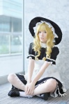 apron blonde_hair cosplay dress kirisame_marisa popuri socks touhou witch_hat rating:Safe score:0 user:nil!
