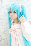 aqua_hair bow cosplay dress hatsune_miku lots_of_laugh_(vocaloid) rushi twintails vocaloid rating:Safe score:0 user:pixymisa