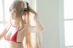 amagi_brilliant_park atsuki bikini_top blonde_hair cleavage cosplay hairbow sento_isuzu swimsuit rating:Safe score:0 user:nil!