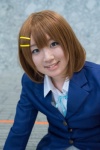 blazer blouse cosplay hair_clips haru_ichigo hirasawa_yui k-on! pleated_skirt ribbon_tie skirt rating:Safe score:0 user:pixymisa