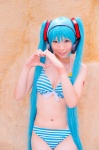 <3 aqua_hair bikini cleavage cosplay hatsune_miku headset mashiro_yuki project_diva swimsuit twintails vocaloid rating:Safe score:0 user:nil!