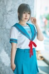 cosplay nagato_yuki narihara_riku pleated_skirt sailor_uniform school_uniform silver_hair skirt suzumiya_haruhi_no_yuuutsu rating:Safe score:0 user:nil!