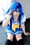 ahoge blue_hair cosplay izumi_konata kneesocks lucky_star mahiru sailor_uniform school_uniform rating:Safe score:0 user:darkgray