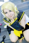 blonde_hair cosplay default_costume kagamine_rin vocaloid yuuki rating:Safe score:0 user:Log