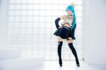 aqua_hair black_legwear cosplay croptop detached_sleeves hairbow hatsune_miku mashiro_yuki pleated_skirt ponytail project_diva skirt thighhighs vocaloid zettai_ryouiki rating:Safe score:2 user:nil!