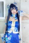 blue_hair cosplay double_bun fingerless_gloves hello!_aki_love_live!_participation itsuki_akira love_live!_school_idol_project skirt sonoda_umi tubetop rating:Safe score:0 user:nil!