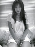 bed black_&_white dress_up_doll kumada_youko tshirt rating:Safe score:0 user:nil!