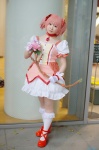 bows choker cosplay dress gloves hair_ribbons kaname_madoka kanan_kaori kneehighs pink_hair puella_magi_madoka_magica twintails rating:Safe score:1 user:nil!