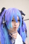 anti_the_infinite_holic_(vocaloid) blue_hair cosplay detached_sleeves dress hair_ribbons hatsune_miku headset kirimu red_eyes tie twintails vocaloid rating:Safe score:0 user:pixymisa