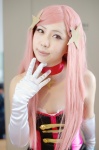 choker corset cosplay elbow_gloves gloves hirano_kurita isora_hibari mawaru_penguindrum pink_hair rating:Safe score:0 user:nil!