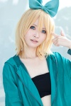 blonde_hair cosplay hairbow kagamine_rin nepachi shorts sweatshirt tubetop vocaloid rating:Safe score:0 user:pixymisa