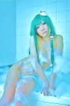 bathroom bathtub cleavage cosplay green_hair hanamura_misaki kochiya_sanae soap_suds touhou touhou_kinbauchou wet rating:Safe score:1 user:nil!