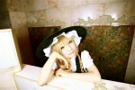 blonde_hair blouse braid cosplay hanamura_misaki jumper kirisame_marisa touhou witch_hat rating:Safe score:0 user:nil!