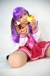 cake cosplay hair_ribbons hiiragi_kagami kneesocks lucky_star pinku_morimura pleated_skirt purple_hair sailor_uniform school_uniform skirt twintails rating:Safe score:0 user:nil!