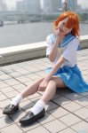 cosplay higurashi_no_naku_koro_ni miniskirt naming orange_hair pleated_skirt ryuuguu_rena sailor_uniform school_uniform skirt socks rating:Safe score:0 user:nil!