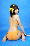 ass bikini cosplay hairband hair_ribbons matsunaga_ayaka side-tie_bikini suzumiya_haruhi suzumiya_haruhi_no_yuuutsu swimsuit rating:Safe score:2 user:nil!