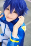 blue_hair cosplay crossplay default_costume jacket kaito kuuya scarf trousers vocaloid rating:Safe score:1 user:nil!